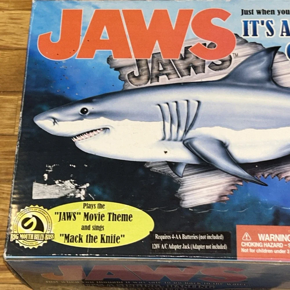 Vintage 2000 Gemmy Jaws Singing & Dancing Great White Shark CIB TESTED Works!